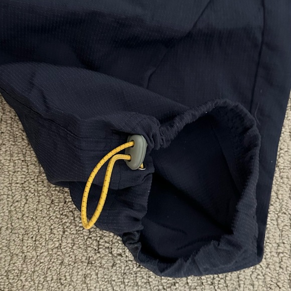 Vintage Y2K Airwalk Adjustable Parachute Joggers in Navy with Yellow Details - Picture 8 of 10